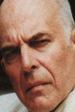 John Shrapnel; Birmingham,Batı Midlands,İngiltere doğumlu İngiliz  oyuncu,seslendirme sanatçısı