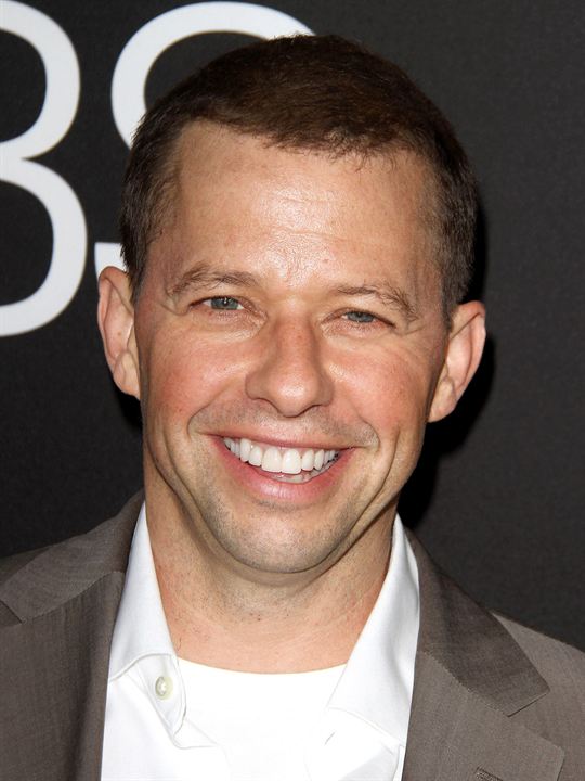 Jon Cryer; New York City, New York, ABD doğumlu Jonathan Niven Cryer olarak da bilinen Amerikalı oyuncu, yönetmen, yapımcı, senarist
