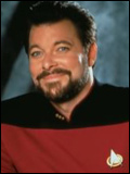 Jonathan Frakes; Bellefonte, Pensilvanya, ABD doğumlu Amerikalı yönetmen, oyuncu, idari yapımcı