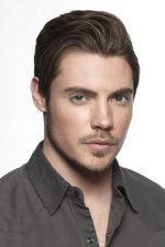 Josh Henderson; Dallas, Teksas, ABD doğumlu Joshua Baret Henderson olarak da bilinen Amerikalı model, şarkıcı oyuncu