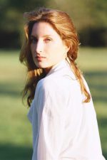 Julia Piaton; Fransa doğumlu Fransız oyuncu