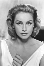 Julie Newmar; Los Angeles, Kaliforniya, ABD doğumlu Amerikalı oyuncu