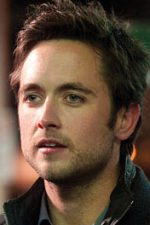 Justin Chatwin; Nanaimo,Britanya Kolumbiyası,Kanada doğumlu Kanadalı oyuncu