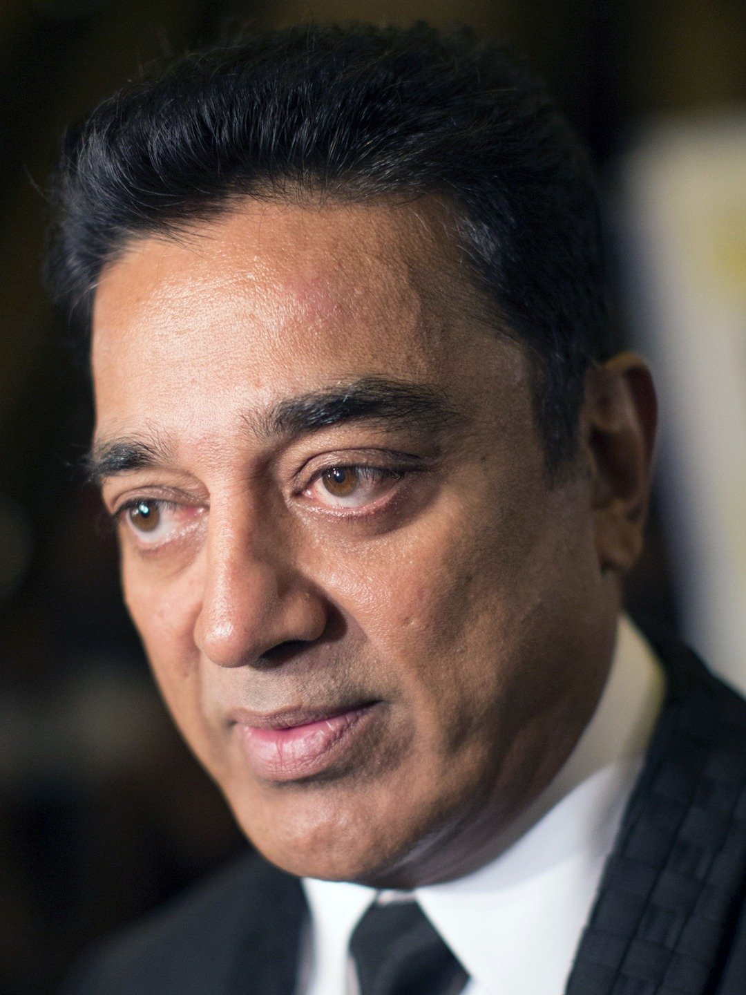 Kamal Haasan; Paramakudi, Tamil Nadu, Hindistan doğumlu Kamal Hassan olarak da bilinen Hint oyuncu, senarist