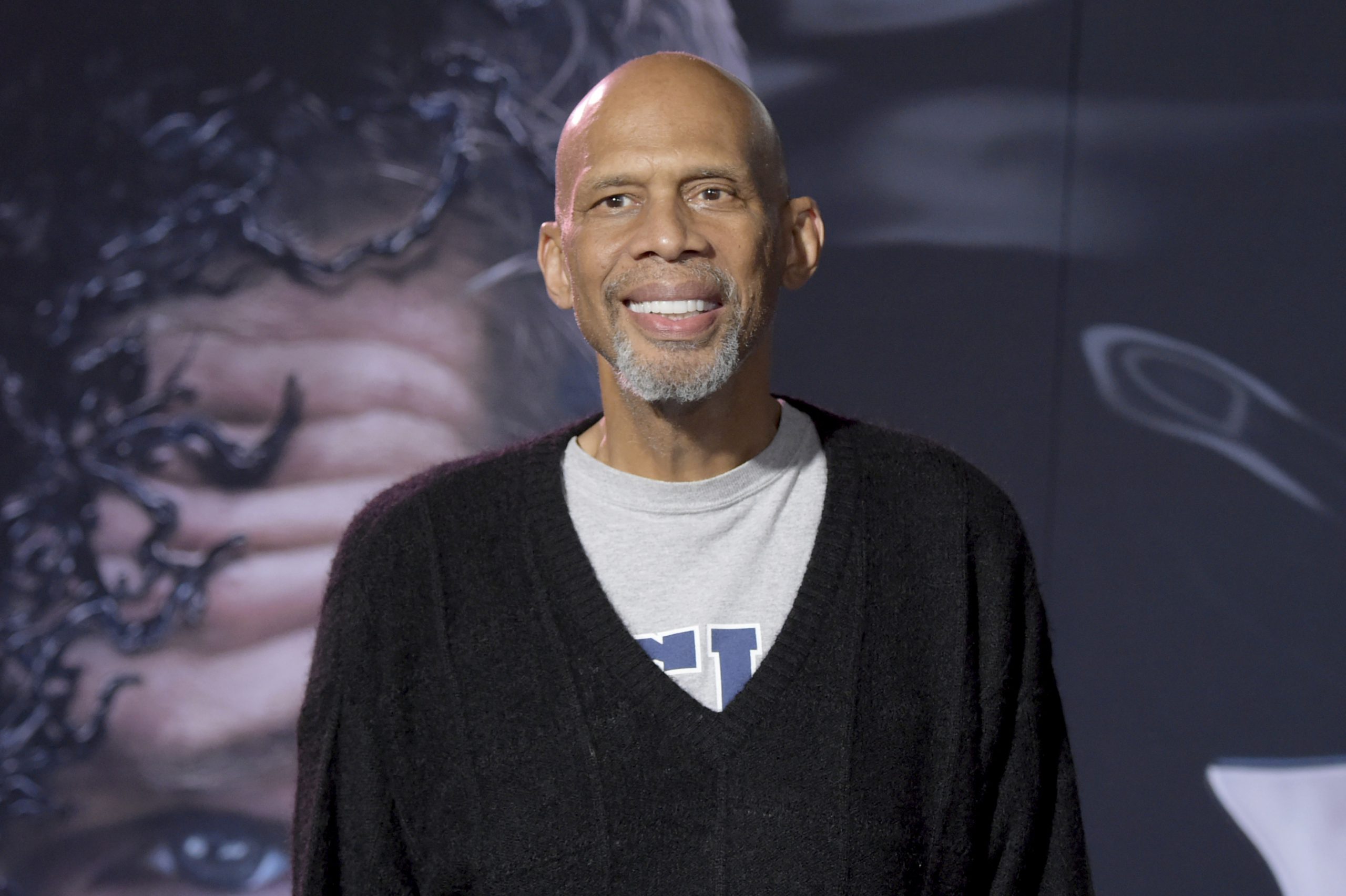 Kareem Abdul-Jabbar; New York City, New York, ABD doğumlu Amerikalı sporcu, basketbolcu oyuncu