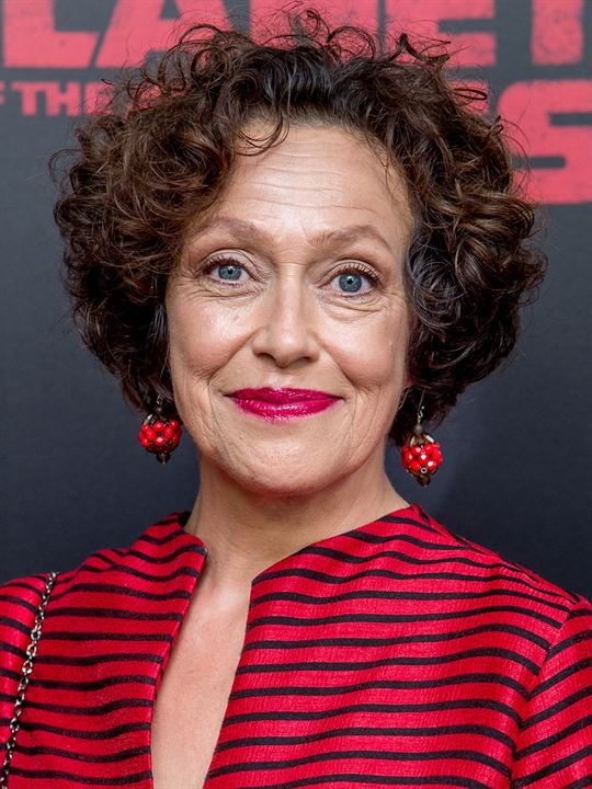 Karin Konoval; Baltimore, Maryland, ABD doğumlu Amerikalı oyuncu