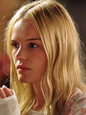 Kate Bosworth; Los Angeles, Kaliforniya, ABD doğumlu Catherine Ann Bosworth olarak da bilinen Amerikalı oyuncu, yapımcı, idari yapımcı