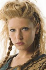 Katheryn Winnick; Etobicoke,Toronto,Ontario,Kanada doğumlu Kanadalı  oyuncu