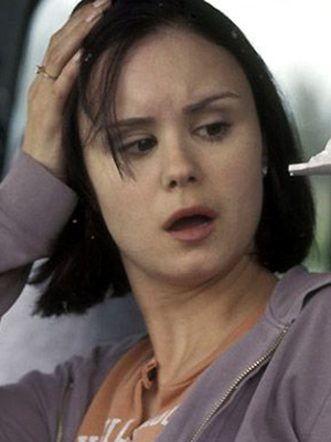 Keegan Connor Tracy; Windsor,Essex,Ontario,Kanada doğumlu Kanadalı  oyuncu