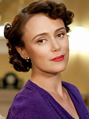 Keeley Hawes; Marylebone,Londra,İngiltere doğumlu Keeley Clare Julia Hawes olarak da bilinen İngiliz  oyuncu