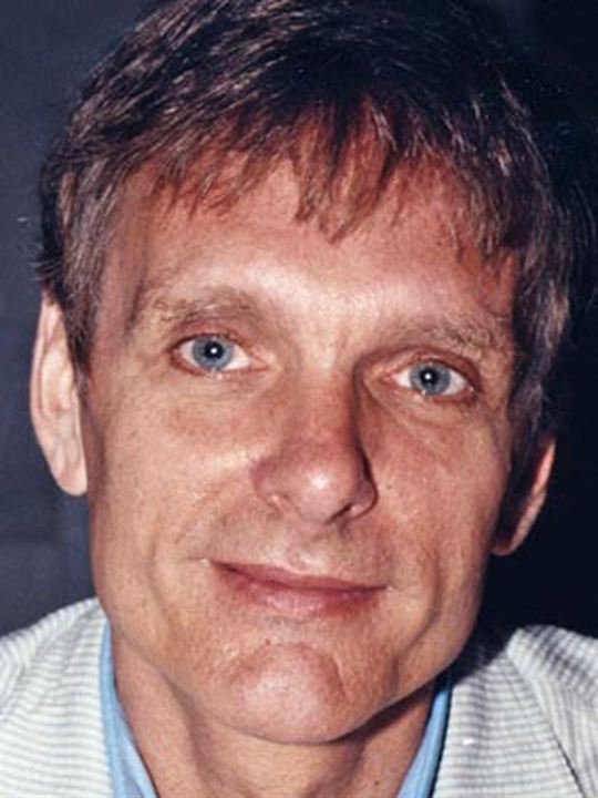 Keir Dullea; Cleveland, Ohio, ABD doğumlu Amerikalı oyuncu