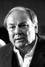 Klaus Maria Brandauer; Bad Aussee, Steiermark, Avusturya doğumlu Avusturyalı oyuncu, yönetmen