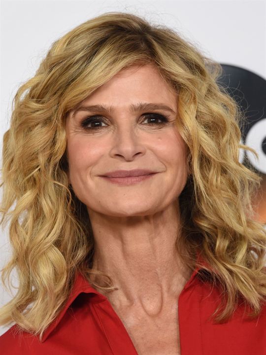 Kyra Sedgwick; Kyra Minturn Sedgwick olarak da bilinen Amerikalı oyuncu, idari yapımcı, yaratıcı