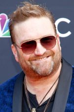 Larry Bagby; Marysville, Yuba, Kaliforniya, ABD doğumlu Amerikalı oyuncu, müzisyen