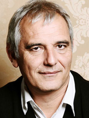 Laurent Cantet; Melle, Deux-Sèvres, Fransa doğumlu Fransız yönetmen, senarist, oyuncu