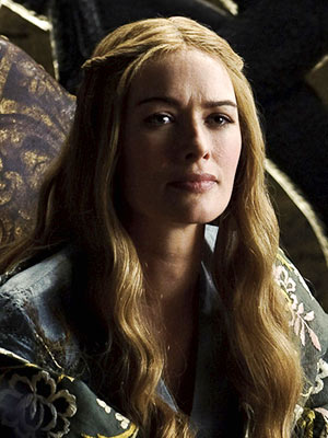 Lena Headey; Hamilton,Bermuda doğumlu İngiliz  oyuncu, idari yapımcı