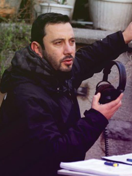 Levent İntepe; İstanbul, Türkiye doğumlu Türk ses montajcısı, dış ses/efekt kayıtçısı, sound mix