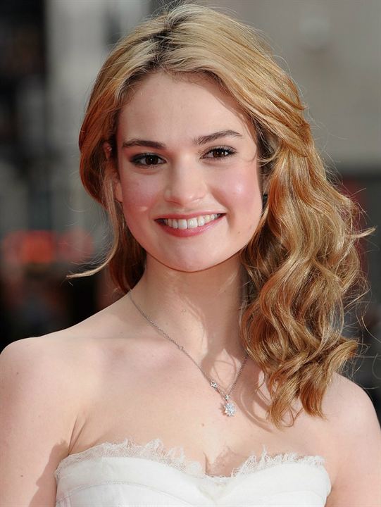 Lily James; Esher,Surrey,İngiltere doğumlu Lily Chloe Ninette Thomson olarak da bilinen İngiliz oyuncu