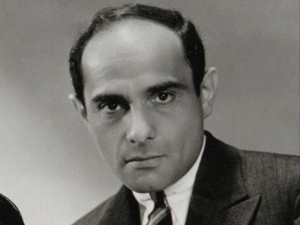 Lorenz Hart; Harlem, Manhattan, New York City, New York, ABD doğumlu Amerikalı söz yazarı yazar