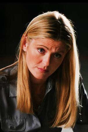 Louise Lombard; Redbridge,Londra,İngiltere doğumlu İngiliz  oyuncu