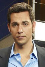 Zachary Levi; Lake Charles, Louisiana, ABD doğumlu Zachary Levi Pugh olarak da bilinen Amerikalı oyuncu, yönetmen