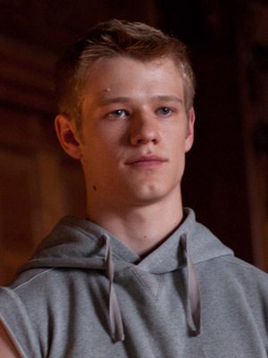Lucas Till; Fort Hood, Killeen, Teksas, ABD doğumlu Lucas Daniel Till olarak da bilinen Amerikalı oyuncu