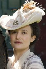 Lyndsey Marshal; Manchester,İngiltere doğumlu İngiliz  oyuncu