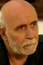 Macit Koper; Beyoğlu, İstanbul, Türkiye doğumlu Türk oyuncu, senarist