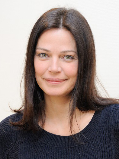 Marianne Denicourt; Paris, Fransa doğumlu Marianne Cuau olarak da bilinen Fransız oyuncu