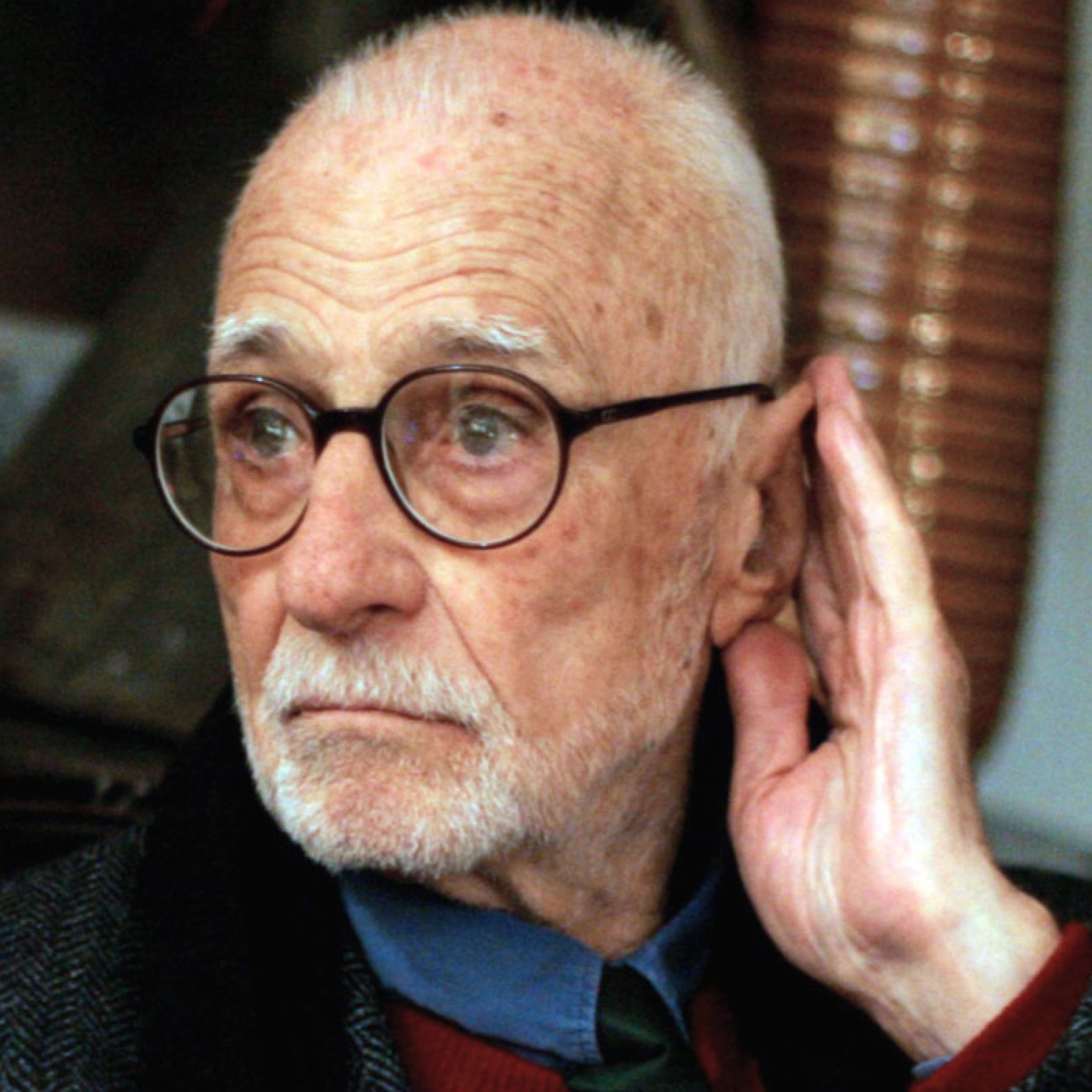 Mario Monicelli; Roma, İtalya doğumlu İtalyan oyuncu, senarist, yönetmen