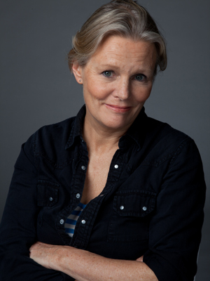 Mary Harron; Bracebridge,Ontario,Kanada doğumlu Kanadalı  yönetmen, senarist, yapımcı