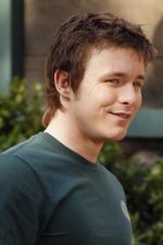 Marshall Allman; Austin, Teksas, ABD doğumlu Amerikalı oyuncu, idari yapımcı, ortak yapımcı