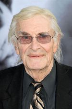 Martin Landau; Brooklyn, New York City, New York, ABD doğumlu Amerikalı oyuncu