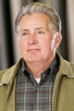 Martin Sheen; Dayton, Ohio, ABD doğumlu Ramón Antonio Gerardo Estévez Phelan olarak da bilinen Amerikalı oyuncu