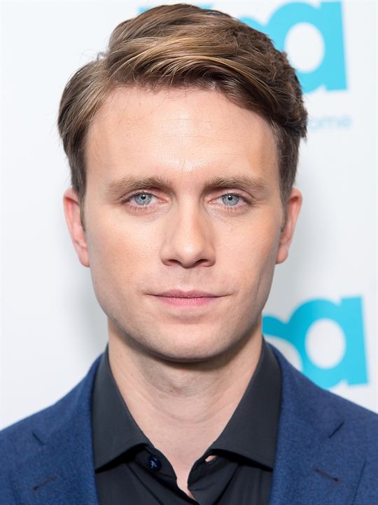 Martin Wallström; Uddevalla,İsveç doğumlu İsveçli  oyuncu