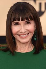 Mary Steenburgen; Newport, Arkansas, ABD doğumlu Mary Nell Steenburgen olarak da bilinen Amerikalı oyuncu