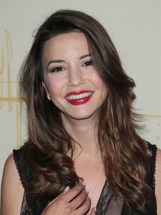 Masiela Lusha; Tiran, Arnavutluk doğumlu Arnavutşair oyuncu, yazar