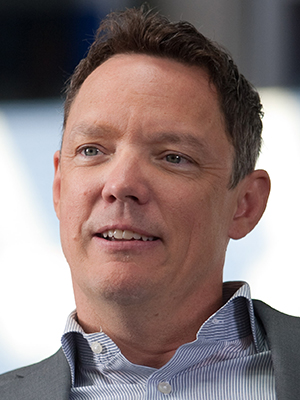 Matthew Lillard; Lansing, Michigan, ABD doğumlu Matthew Lyn Lillard olarak da bilinen Amerikalı oyuncu, yapımcı, yönetmen, seslendirme sanatçısı