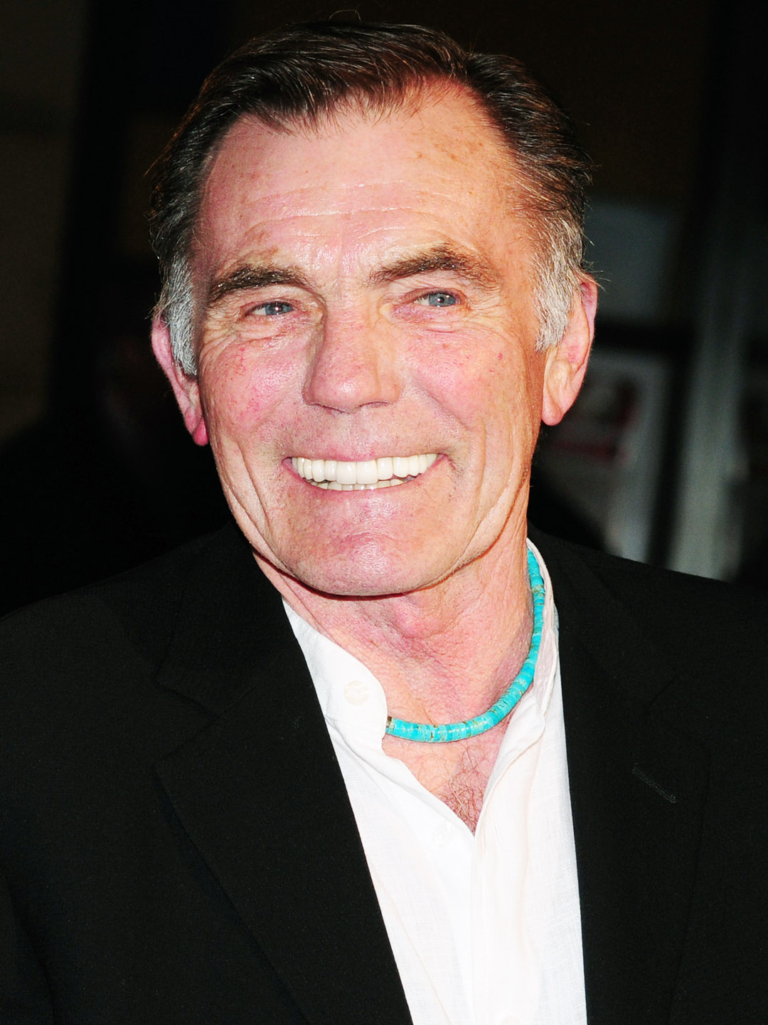 Maurice Roëves; Sunderland,Tyne ve Wear,İngiltere doğumlu İngiliz  oyuncu