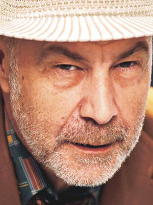 Mazhar Alanson; Ankara, Türkiye doğumlu Türk müzisyen, oyuncu