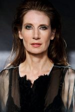 Megan Gay; Napier, Yeni Zelanda doğumlu Yeni Zelandalı oyuncu