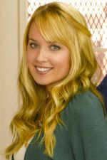 Megan Park; Lindsay,Ontario,Kanada doğumlu Megan Marie Park olarak da bilinen Kanadalışarkıcıoyuncu, senarist, yönetmen