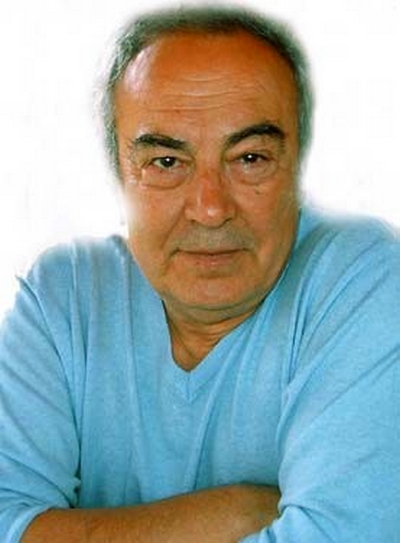 Mehmet Ulay; Alanya, Antalya, Türkiye doğumlu Türk oyuncu