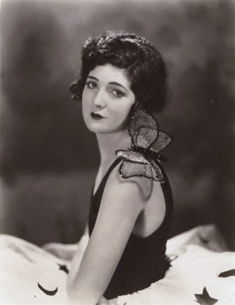 Merna Kennedy; Amerikalı oyuncu