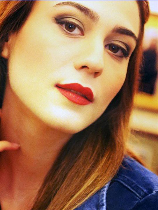 Merve Çağıran; Balıkesir, Türkiye doğumlu Türk oyuncu