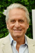 Michael Douglas; New Brunswick, New Jersey, ABD doğumlu Michael Kirk Douglas olarak da bilinen Amerikalı oyuncu, yapımcı, uygulayıcı yapımcı