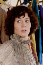 Miranda July; Miranda Grossinger olarak da bilinen Amerikalı oyuncu, senarist, yönetmen