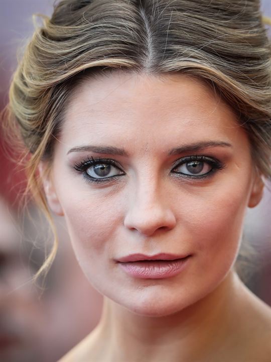 Mischa Barton; Hammersmith,Londra,İngiltere doğumlu İngiliz  oyuncu