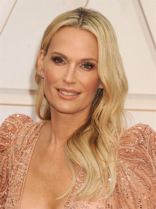 Molly Sims; Murray, Kentucky, ABD doğumlu Amerikalı manken, sunucu oyuncu