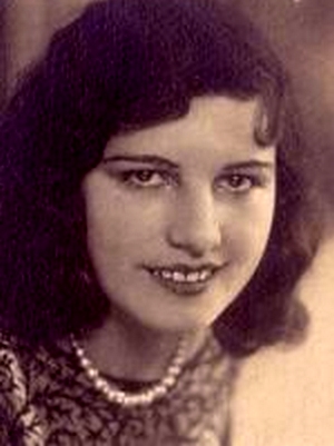 Muazzez Arçay; Üsküp, Kuzey Makedonya doğumlu Makedon oyuncu